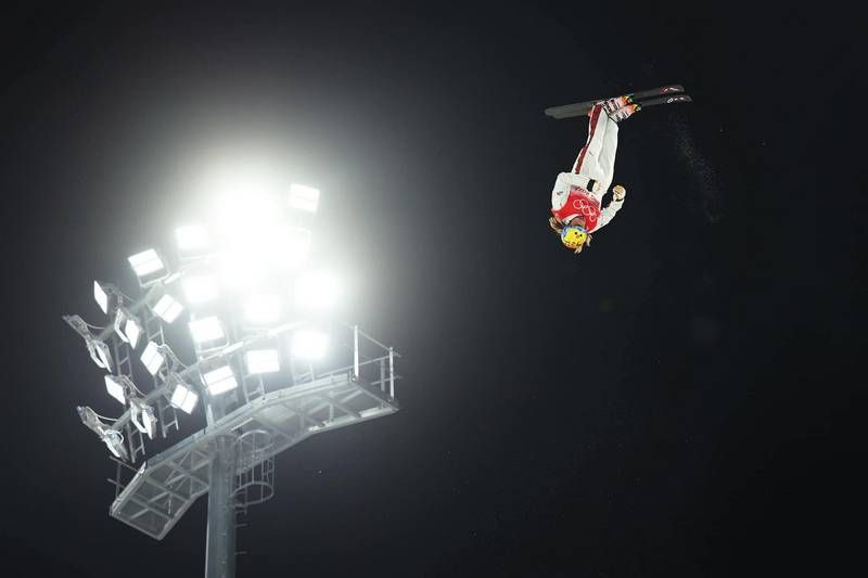 Ski acrobatique : le Magogois Miha Fontaine remporte le bronze en Coupe du monde